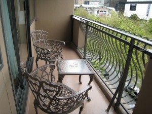 balkónový nábytok